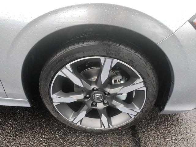 Photo of 2025 Solar Silver Metallic Honda Civic Hybrid