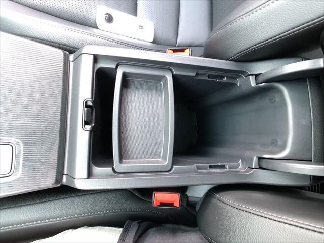 Photo of 2025 Nh-904m Honda Civic Hybrid