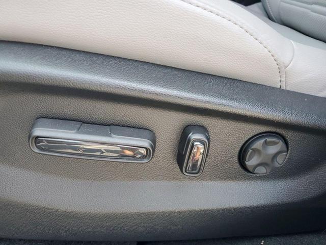 Photo of 2022 Lunar Silver Metallic Honda CR-V