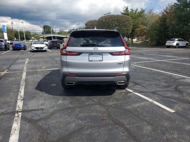 Photo of 2023 Urban Gray Pearl Honda CR-V Hybrid