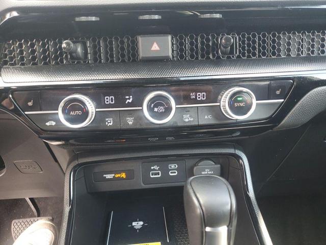 Photo of 2023 Urban Gray Pearl Honda CR-V Hybrid