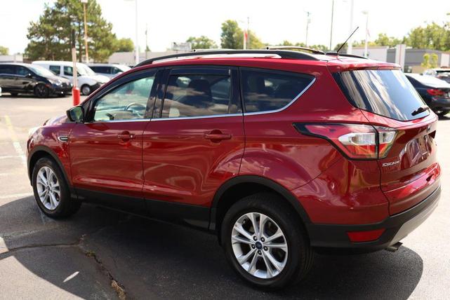 Photo of 2017 Red Ford Escape