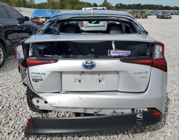 Photo of 2022 Silver Toyota Prius