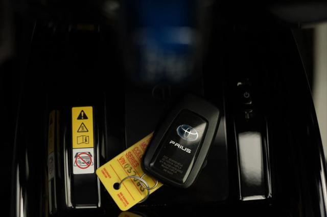 Photo of 2022 Silver Toyota Prius
