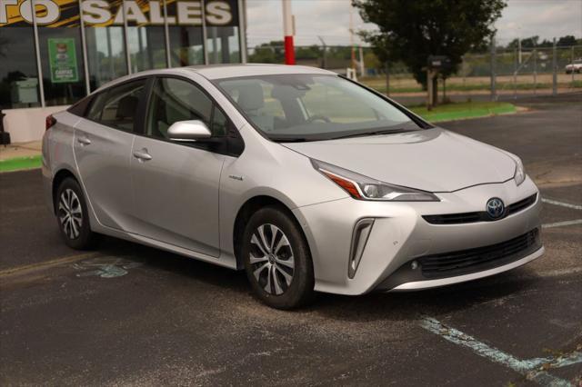 Photo of 2022 Silver Toyota Prius