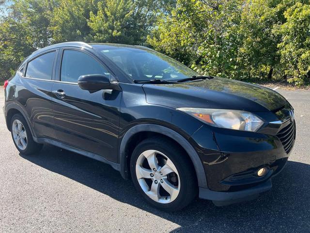 Photo of 2016 Crystal Black Pearl Honda HR-V