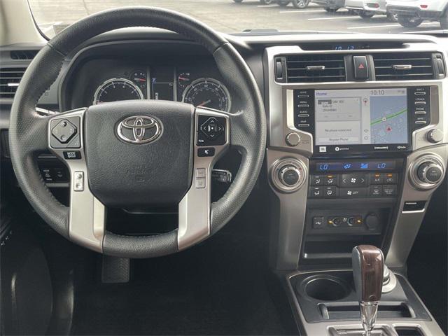 Photo of 2022 White Toyota 4Runner