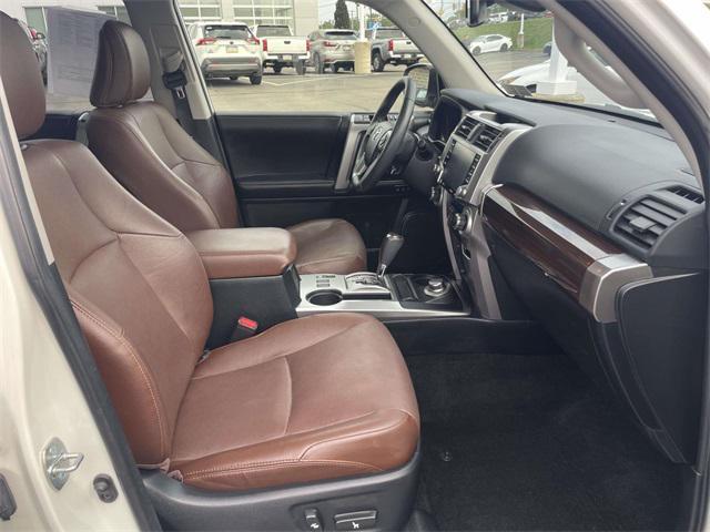 Photo of 2022 White Toyota 4Runner
