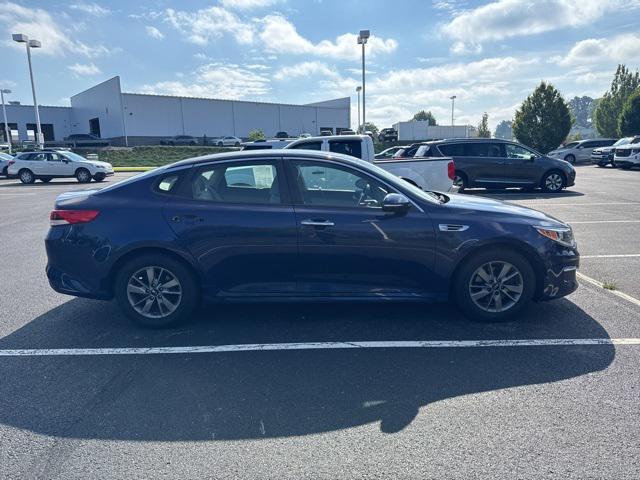 Photo of 2016 Blue Kia Optima