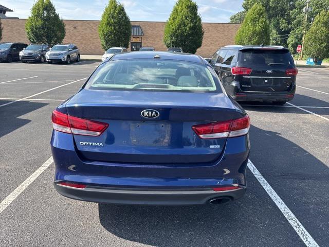 Photo of 2016 Blue Kia Optima