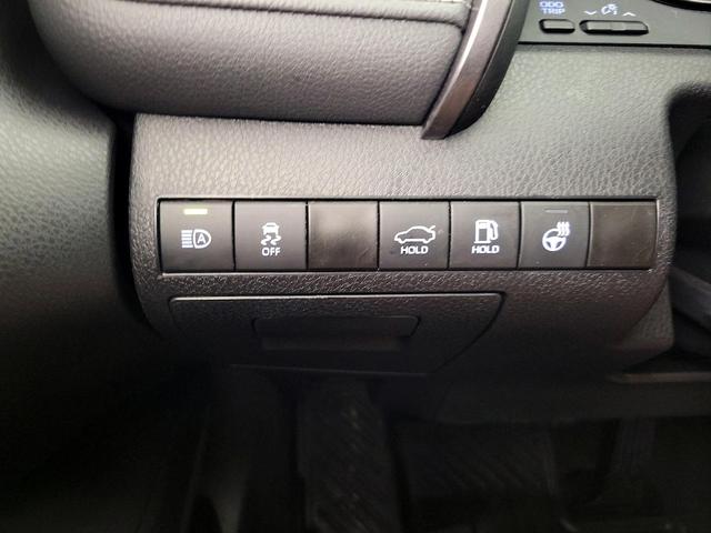 Photo of 2024 White Toyota Camry