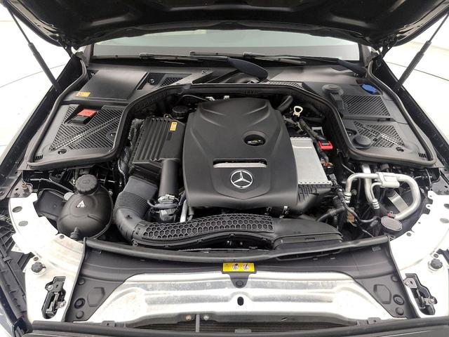 Photo of 2015 Black Mercedes-Benz C-Class