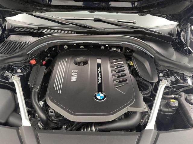 Photo of 2019 Black BMW 640 Gran Turismo
