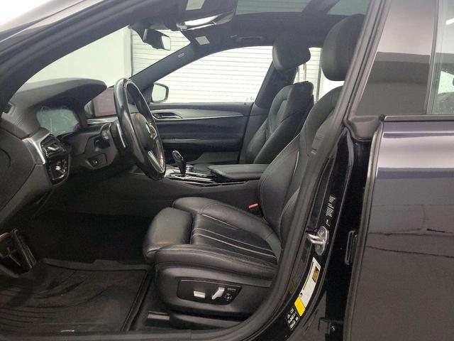 Photo of 2019 Black BMW 640 Gran Turismo