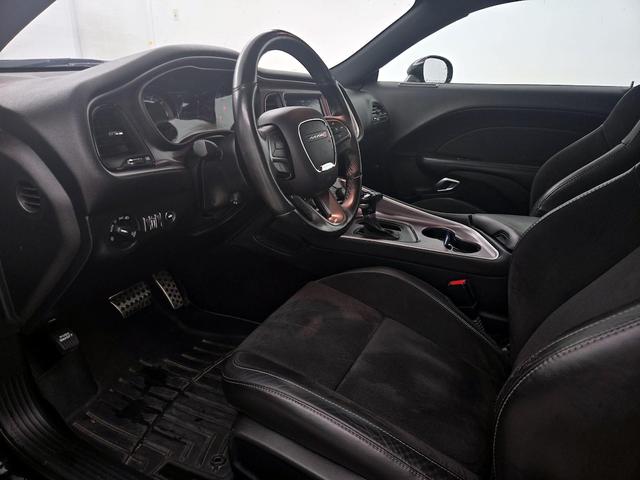 Photo of 2019 Black Dodge Challenger