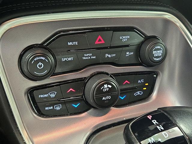 Photo of 2019 Black Dodge Challenger