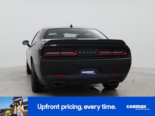 Photo of 2019 Black Dodge Challenger