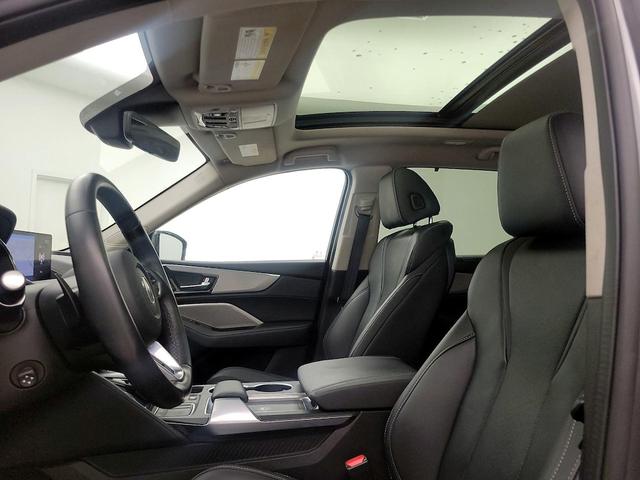 Photo of 2023 Gray Acura MDX