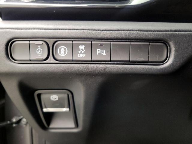 Photo of 2023 Gray Acura MDX