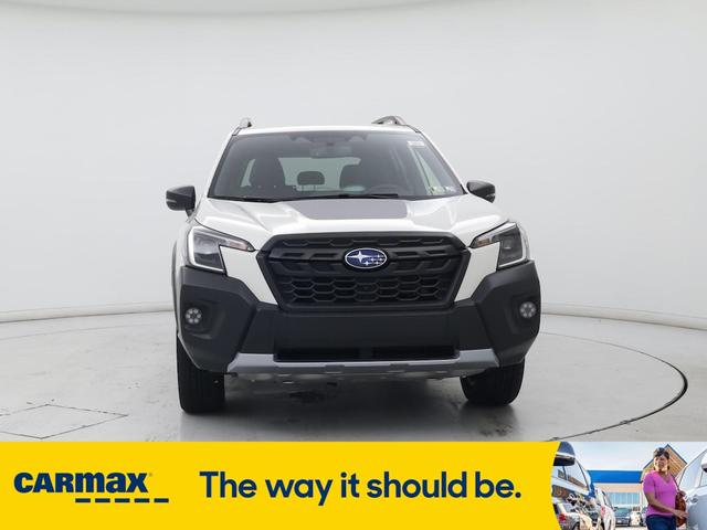 Photo of 2022 Pearl Subaru Forester