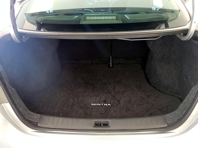 Photo of 2019 Silver Nissan Sentra