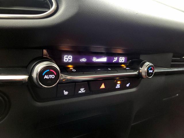 Photo of 2022 Gray Mazda CX-30