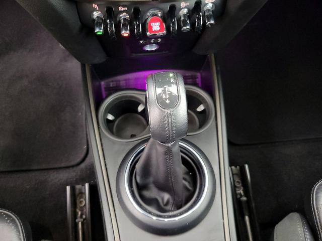 Photo of 2018 Blue MINI Countryman