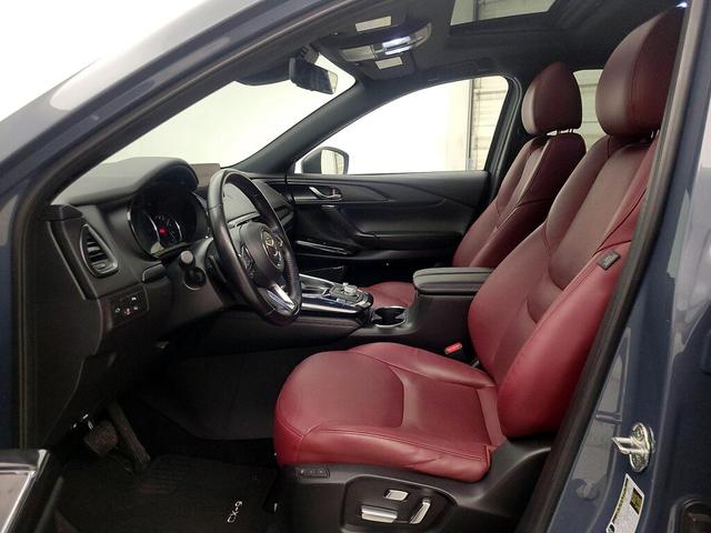 Photo of 2022 Gray Mazda CX-9