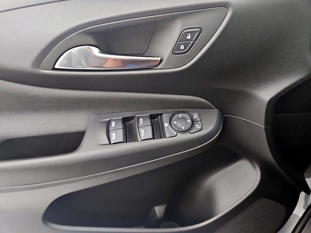 Photo of 2025 Silver Buick Envista