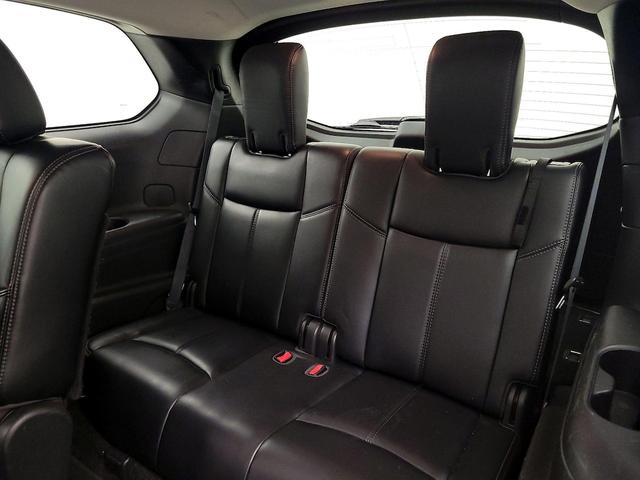 Photo of 2018 Black Nissan Pathfinder