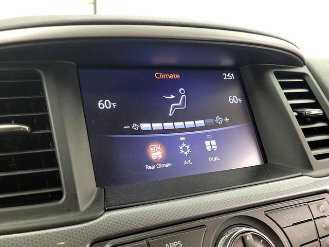 Photo of 2018 Black Nissan Pathfinder