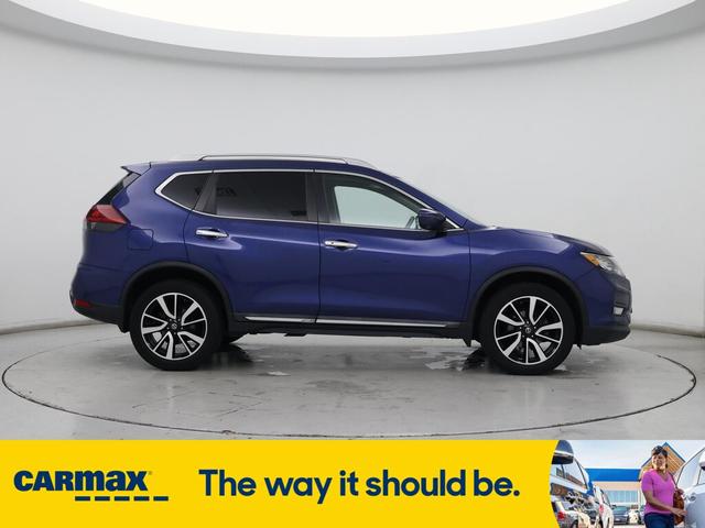 Photo of 2019 Blue Nissan Rogue