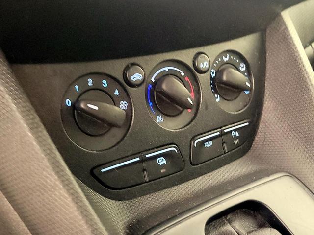 Photo of 2018 White Ford Transit Connect