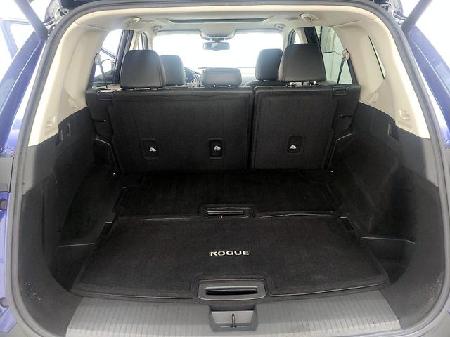 Photo of 2021 Blue Nissan Rogue