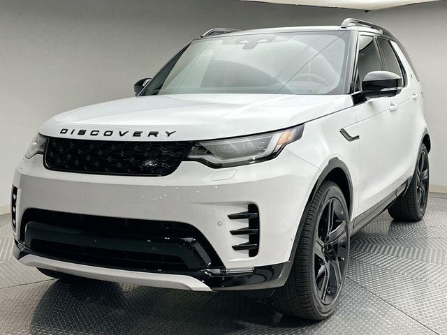 Photo of 2025 Fuji White Land Rover Discovery