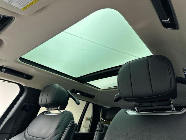 Photo of 2024 Gold Land Rover Range Rover