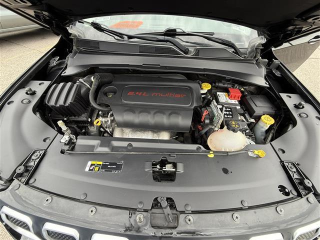 Photo of 2022 DIAMOND BLACK C Jeep Compass