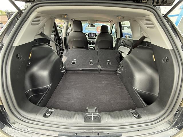 Photo of 2022 DIAMOND BLACK C Jeep Compass