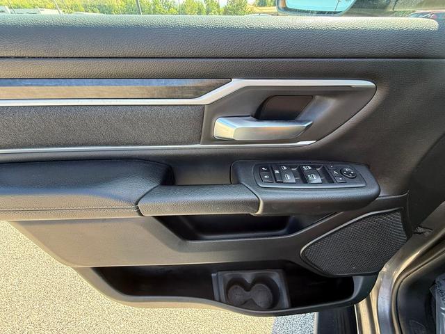 Photo of 2020 Granite Crystal Metallic Clearcoat RAM 1500