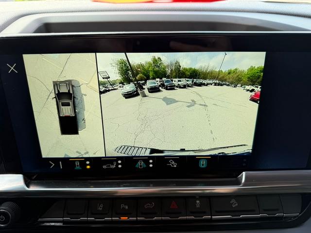 Photo of 2024 Black Chevrolet Silverado 2500