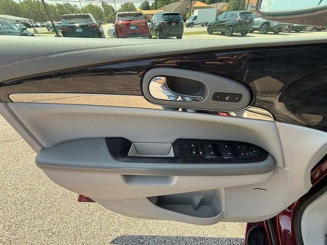 Photo of 2017 CRIMSON RED TIN Buick Enclave