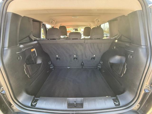 Photo of 2023 Black Clearcoat Jeep Renegade