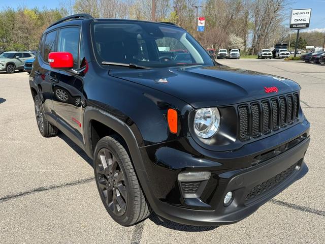 Photo of 2023 Black Clearcoat Jeep Renegade