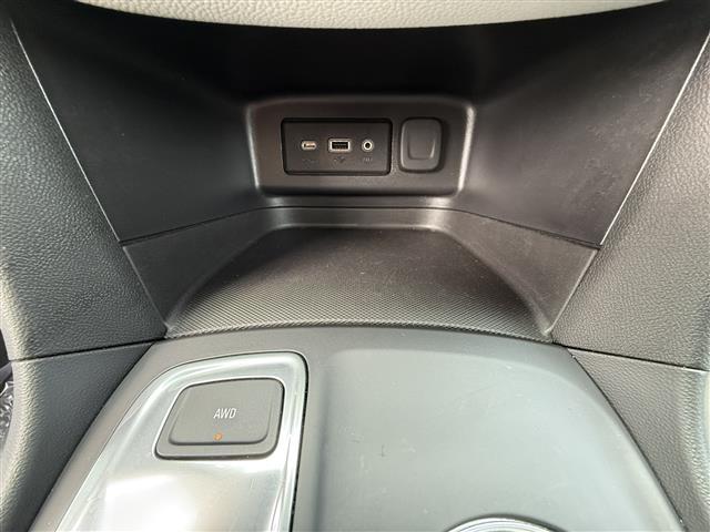 Photo of 2020 SILVER ICE META Chevrolet Equinox