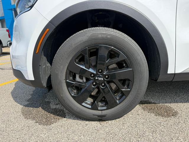 Photo of 2023 GLACIAL WHITE P Kia Sorento