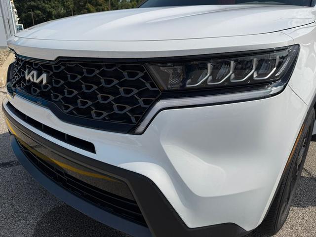 Photo of 2023 GLACIAL WHITE P Kia Sorento