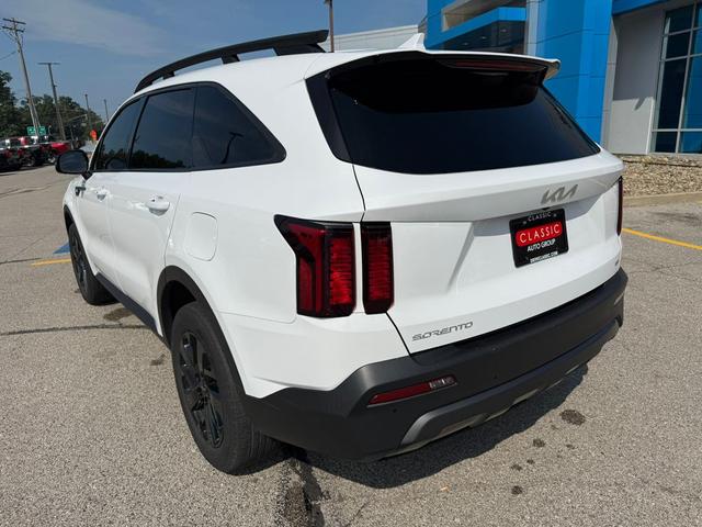 Photo of 2023 GLACIAL WHITE P Kia Sorento