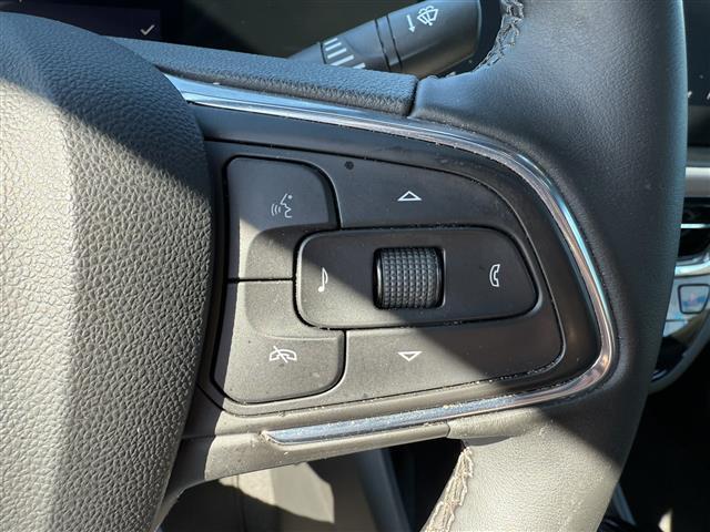 Photo of 2024 EBONY TWILIGHT Buick Envista