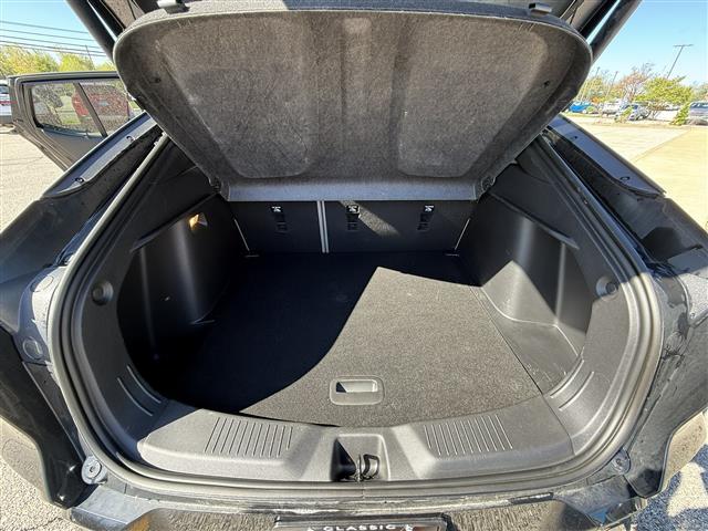 Photo of 2024 EBONY TWILIGHT Buick Envista