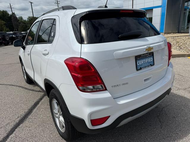 Photo of 2022 IRIDESCENT PEAR Chevrolet Trax